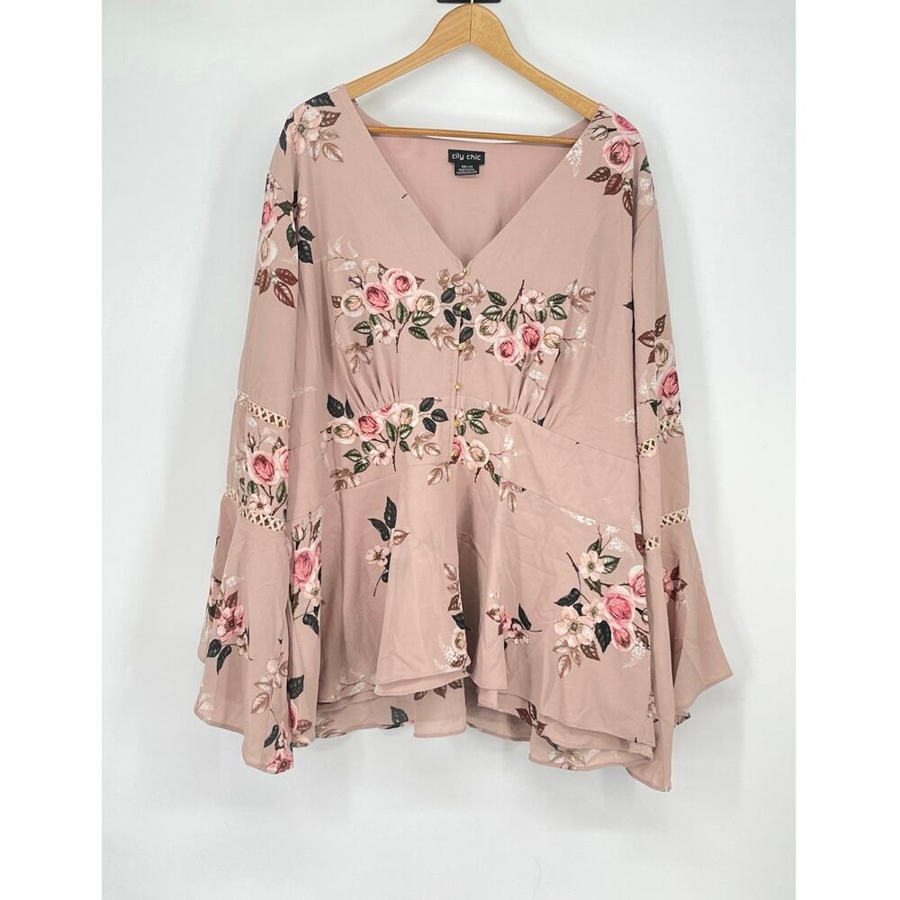 City Chic Rose Play Pink Bell Sleeve Floral Blouse Size 24 Cottage‎ Coquette